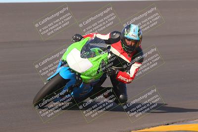 media/Sep-11-2022-SoCal Trackdays (Sun) [[81b7e951af]]/Bowl (820am)/